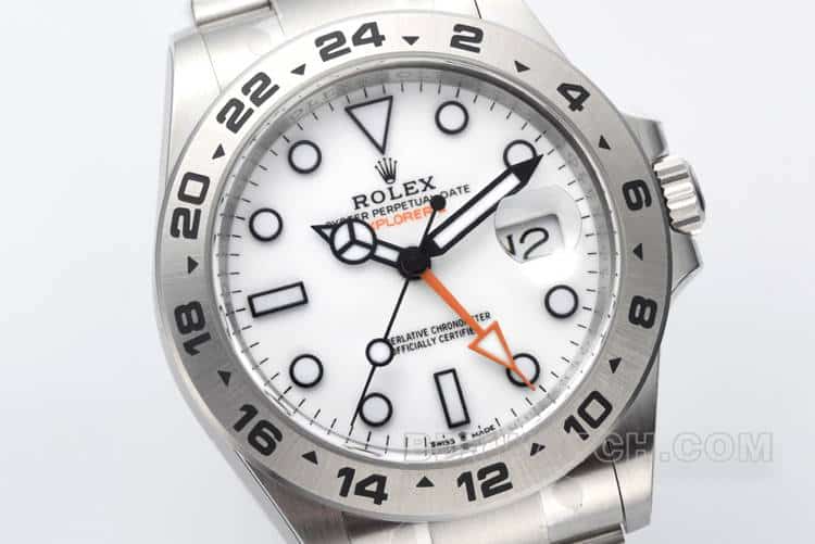 CleanRolex Explorer top-tier replicawhite dialsteel bracelet model 226570front live photo