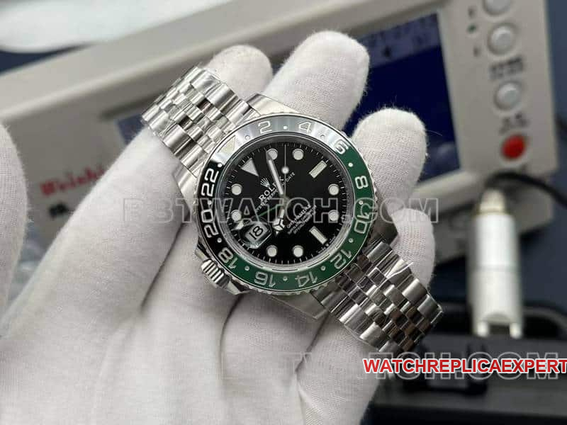 VSRolexGMT-Master type top-tier 1:1high-quality left-handed Sprite circle 126720front live photo