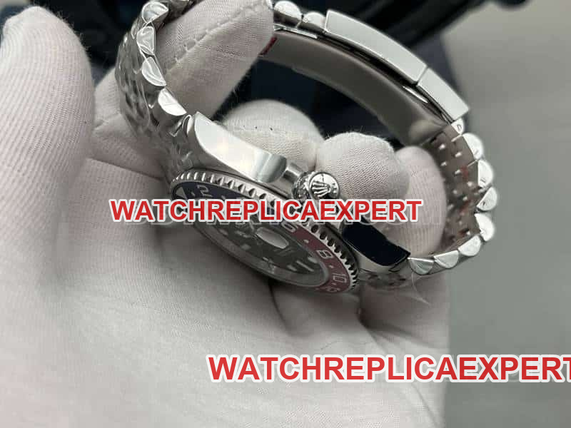 VSRolexGMT-Master type top-tier 1:1super clonePepsi bezel126710side live photo