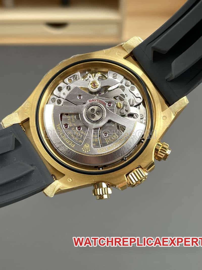 VSRolexDaytonasuper cloneblack dialyellow gold shell rubber style 126518caseback live photo