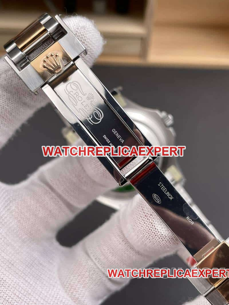 VSRolex Yacht-Master chocolate plate gold steel bracelet model 126621clasplive photos
