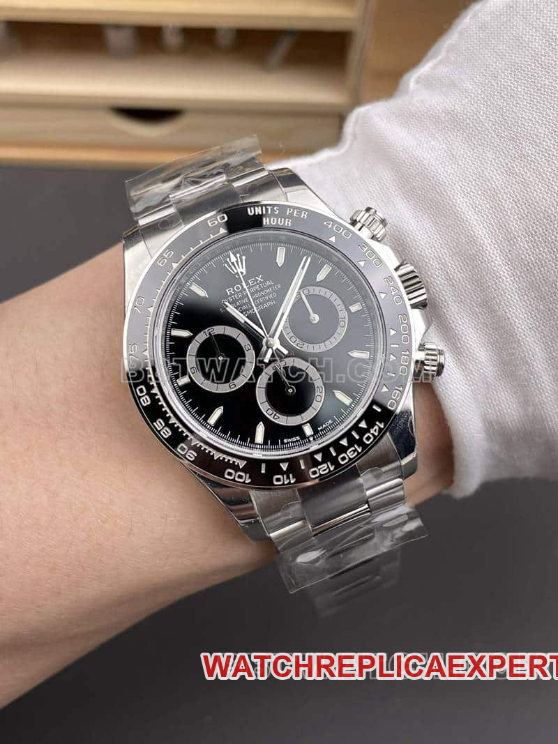 VSRolexDaytonatop-tier replica4131Heitaodi126500front live photo