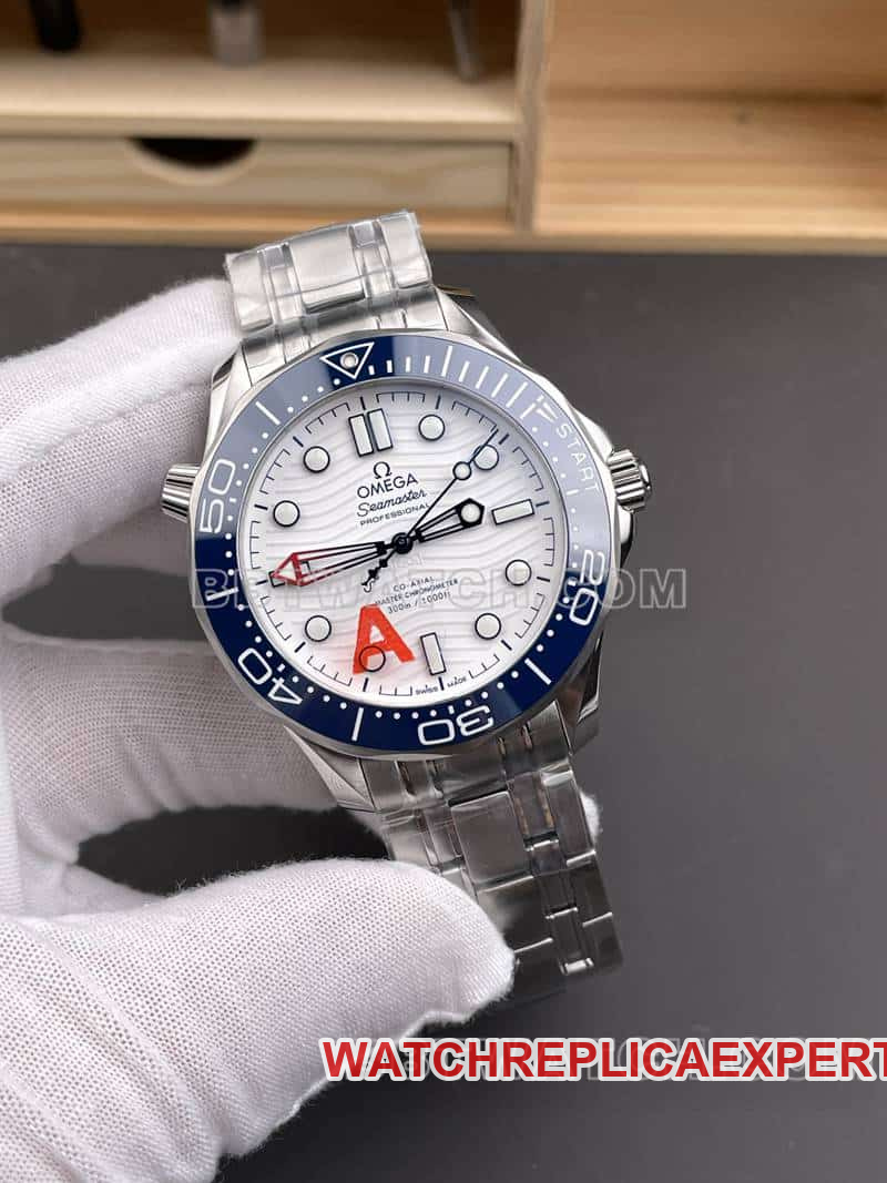 VSOmegaSeamaster1:1super clonewhite dial300m210.30.42front live photo