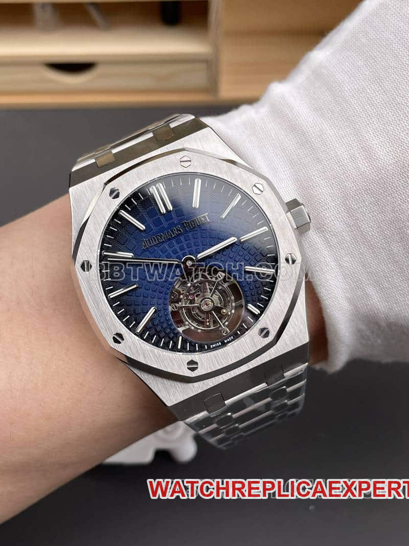 BBS factory Audemars PiguetRoyal Oak1:1top-tier smoked wear side live photo
