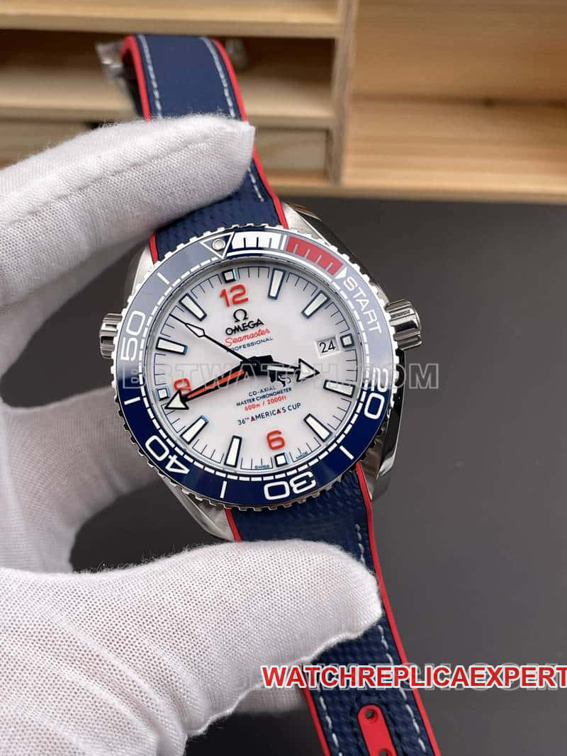 VS FactoryOmegaSeamastertop-tier 1:1high-quality America's Cup 600mwhite dial215.32.43front live photo