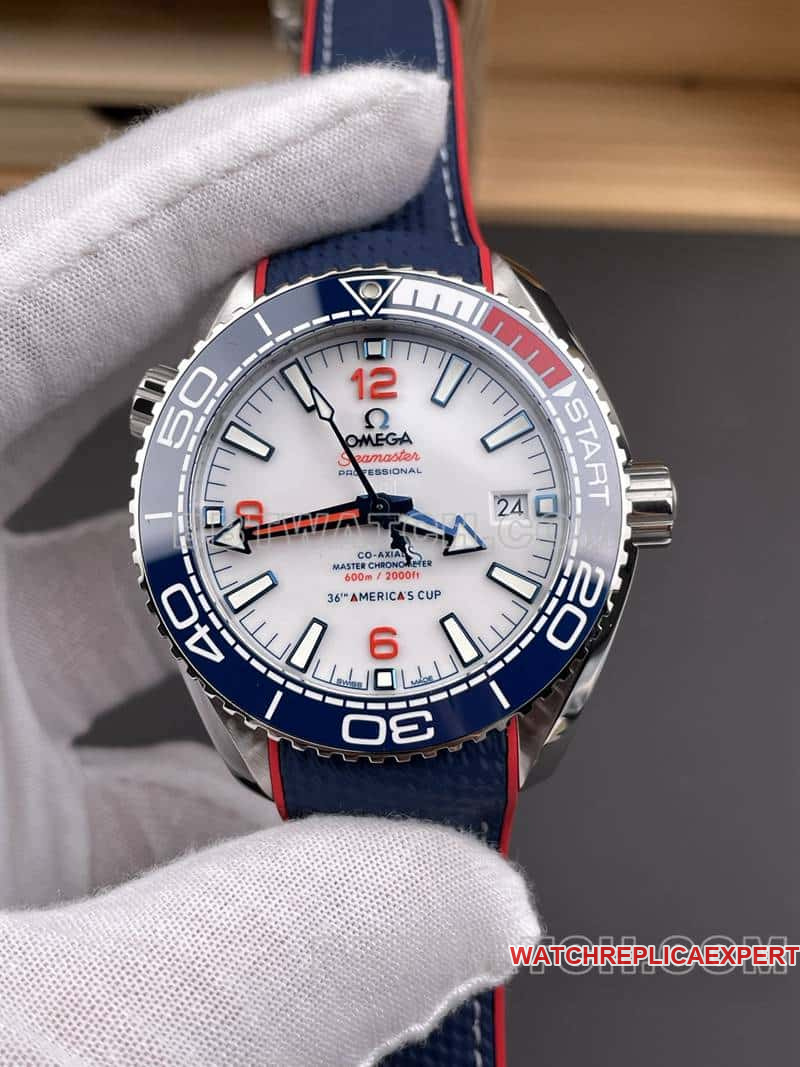 VS FactoryOmegaSeamastertop-tier 1:1high-quality America's Cup 600mwhite dial215.32.43front live photo