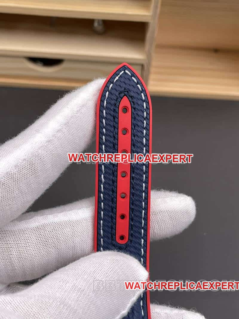 VS FactoryOmegaSeamastertop-tier 1:1high-quality America's Cup 600mwhite dial215.32.43braceletlive photos