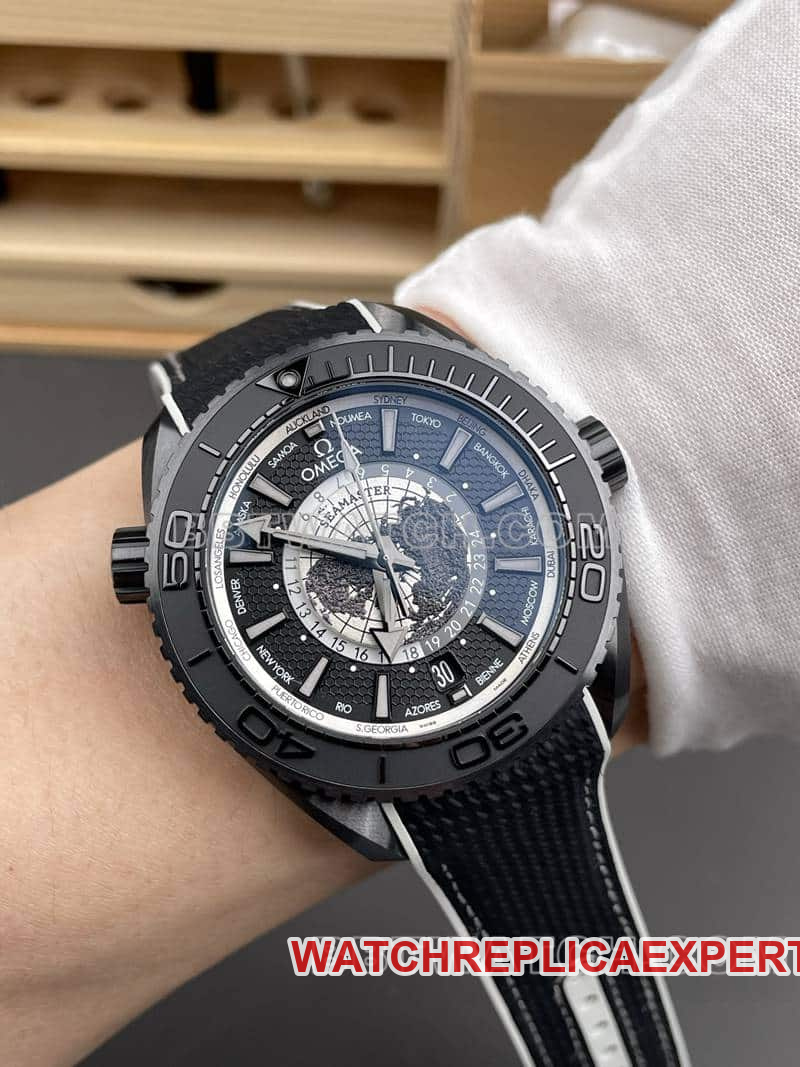 VS FactoryOmegaSeamastertop-tier 1:1super Darth Vader world time 220.92.43 wearing live photos