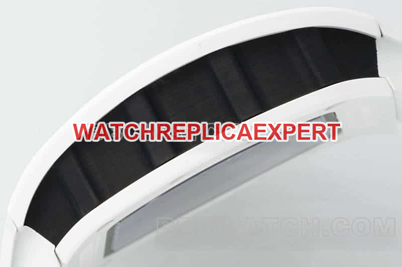 APS factory Richard Mille men's top-tier white rubber model RM 61-01side live photo