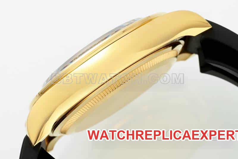 APS factory RolexDaytona1:1super cloneblue dialyellow gold shell rubber model 126518side live photo