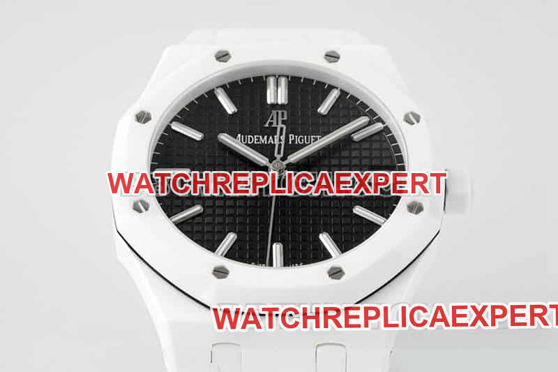 APS factory Audemars PiguetRoyal Oak1:1super cloneblack dial white ceramic15500front live photo