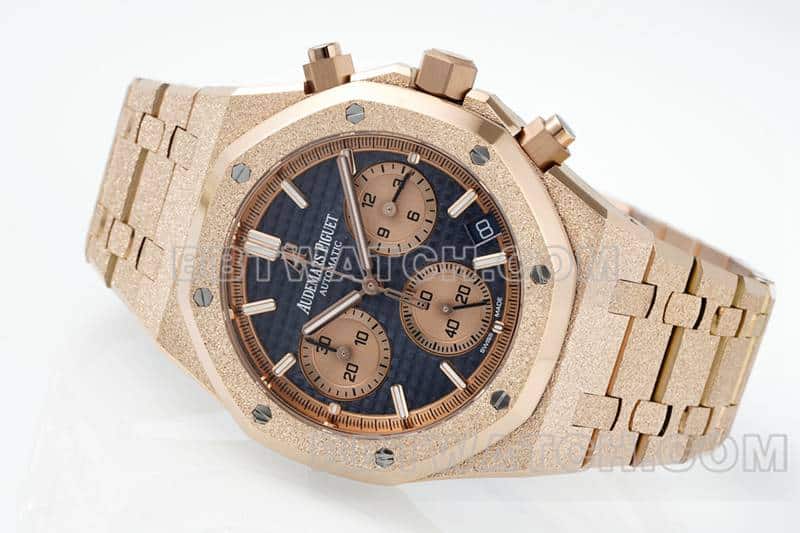 APS factory Audemars PiguetRoyal Oaktop-tier 1:1super cloneblue dialchronographrose goldfrost gold 26240front live photo