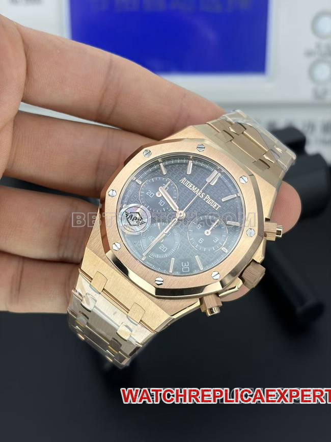 collectible watch APS factory Royal OakAudemars Piguetblack dialrose gold mechanical 26240front live photo