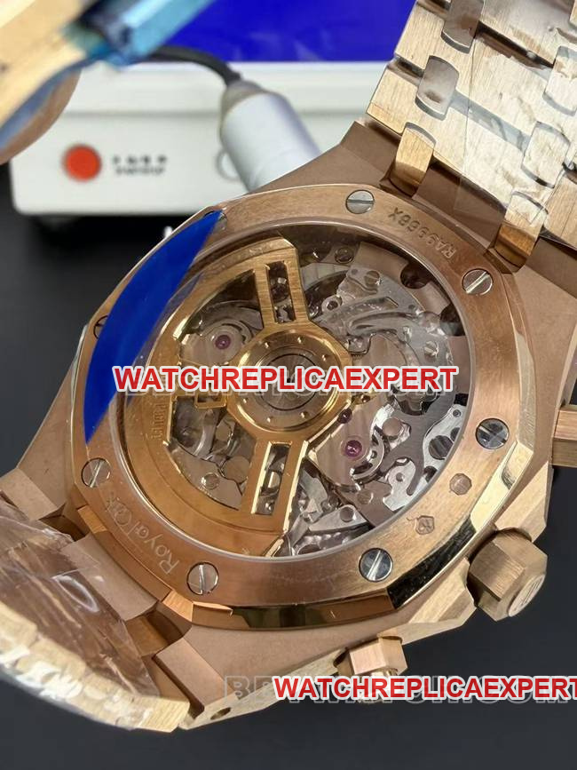 collectible watch APS factory Royal OakAudemars Piguetblack dialrose gold mechanical 26240caseback live photo