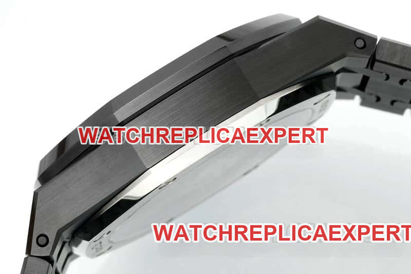 APS factory Audemars PiguetRoyal Oaksuper cloneblue dial black ceramic26240side live photo