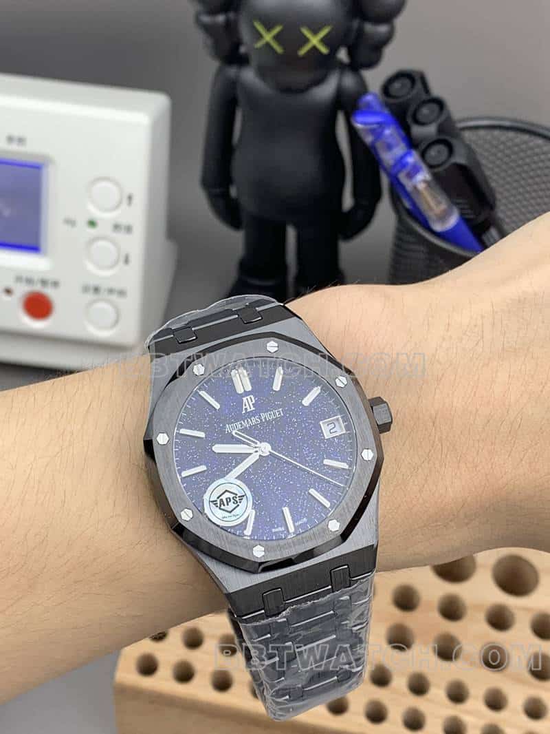 APS factory Audemars PiguetRoyal Oak1:1top-tier starry sky disk black ceramic15500 wearing live photos