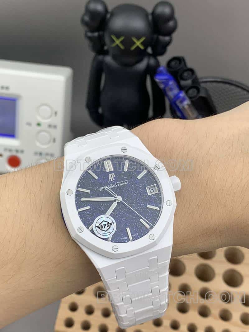 APS factory Audemars PiguetRoyal Oaktop-tier 1:1super starry sky disk white ceramic15500 wearing live photos