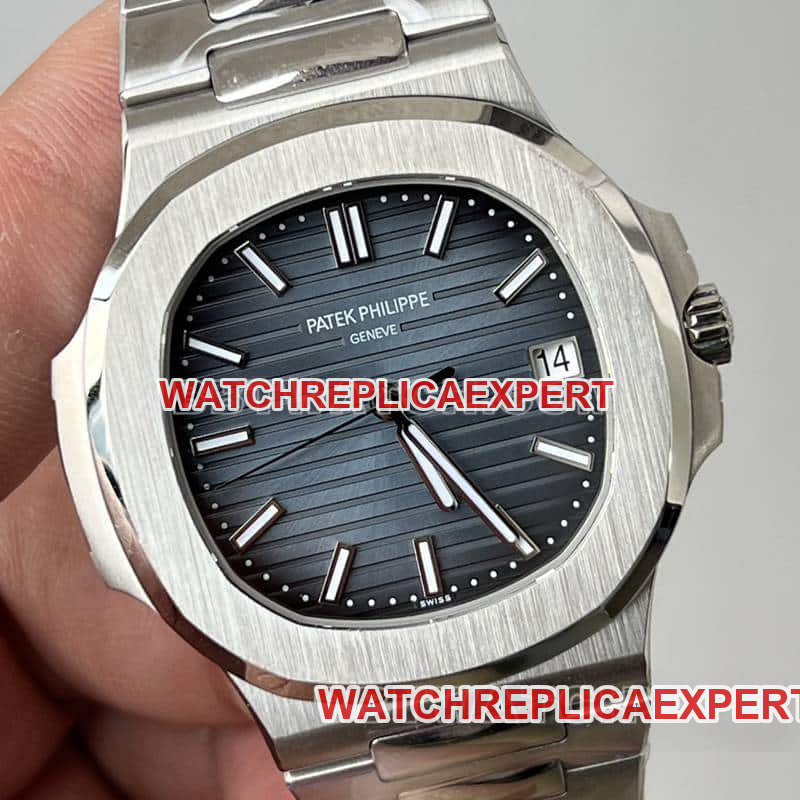 3K FactoryPatek Philippe sporty elegant 1:1super cloneblue dialNautilus5811front live photo
