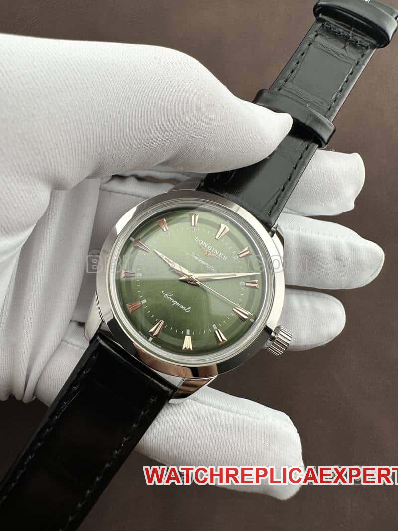 AF FactoryLongines Concas 1:1top-tier replicagreen dialleather strap model front live photo