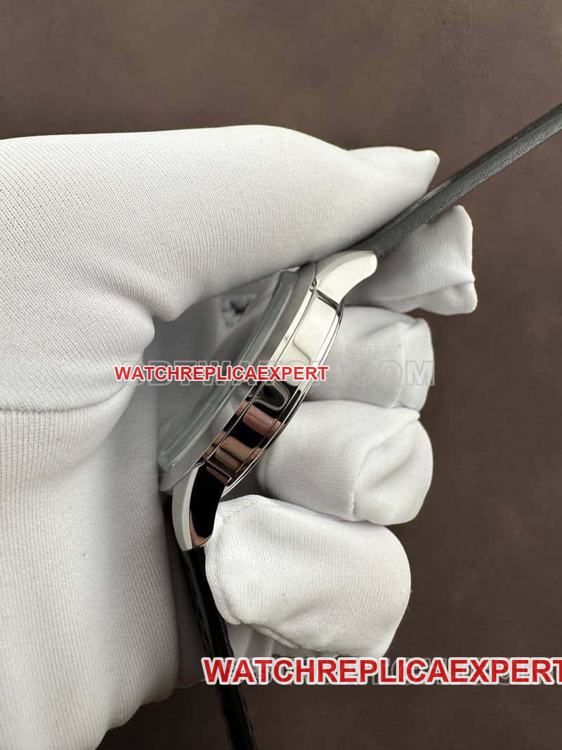AF FactoryLongines Concast stop-tier 1:1high-quality replicablue dialleather strap side live photo