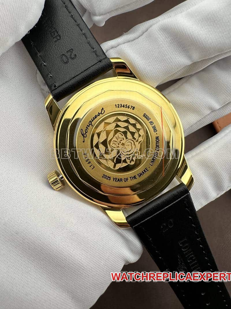 AF FactoryLongines Concast stop-tier silver white dialyellow goldleather strap caseback live photo