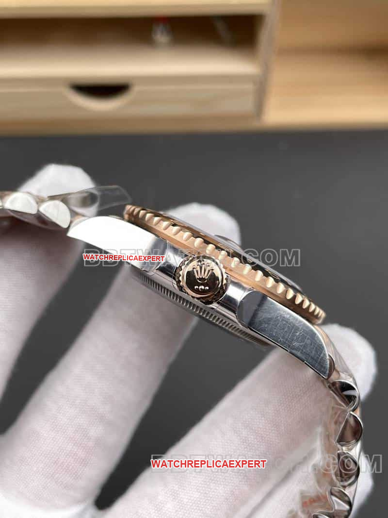 ARF FactoryRolexGMT-Master1:1super root beer circle126711side live photo