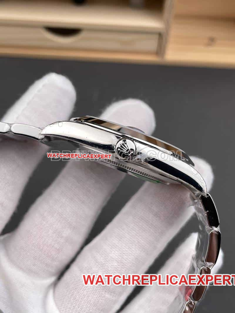 VS FactoryRolexDatejust1:1top-tier replicablue dial41mm126300side live photo