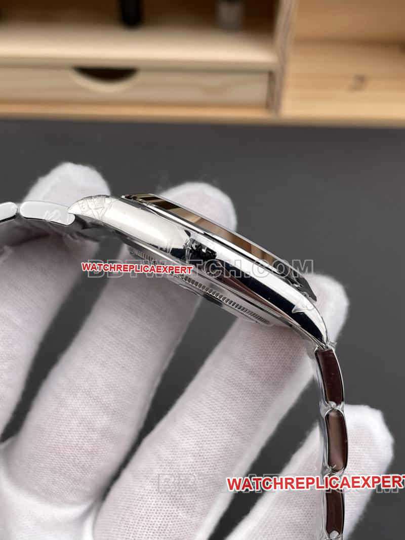 VS FactoryRolexDatejust1:1top-tier replicablue dial41mm126300side live photo