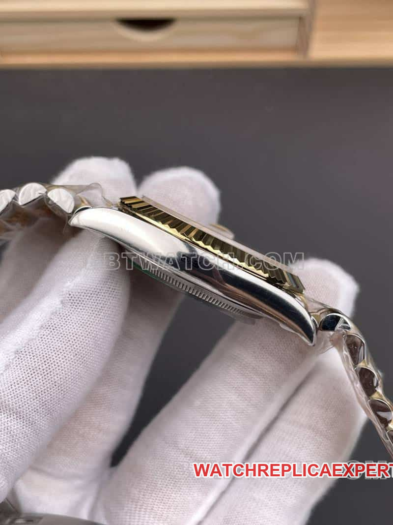 ARF FactoryRolex log top-tier gold disc gold 41mm steel bracelet model 126333side live photo