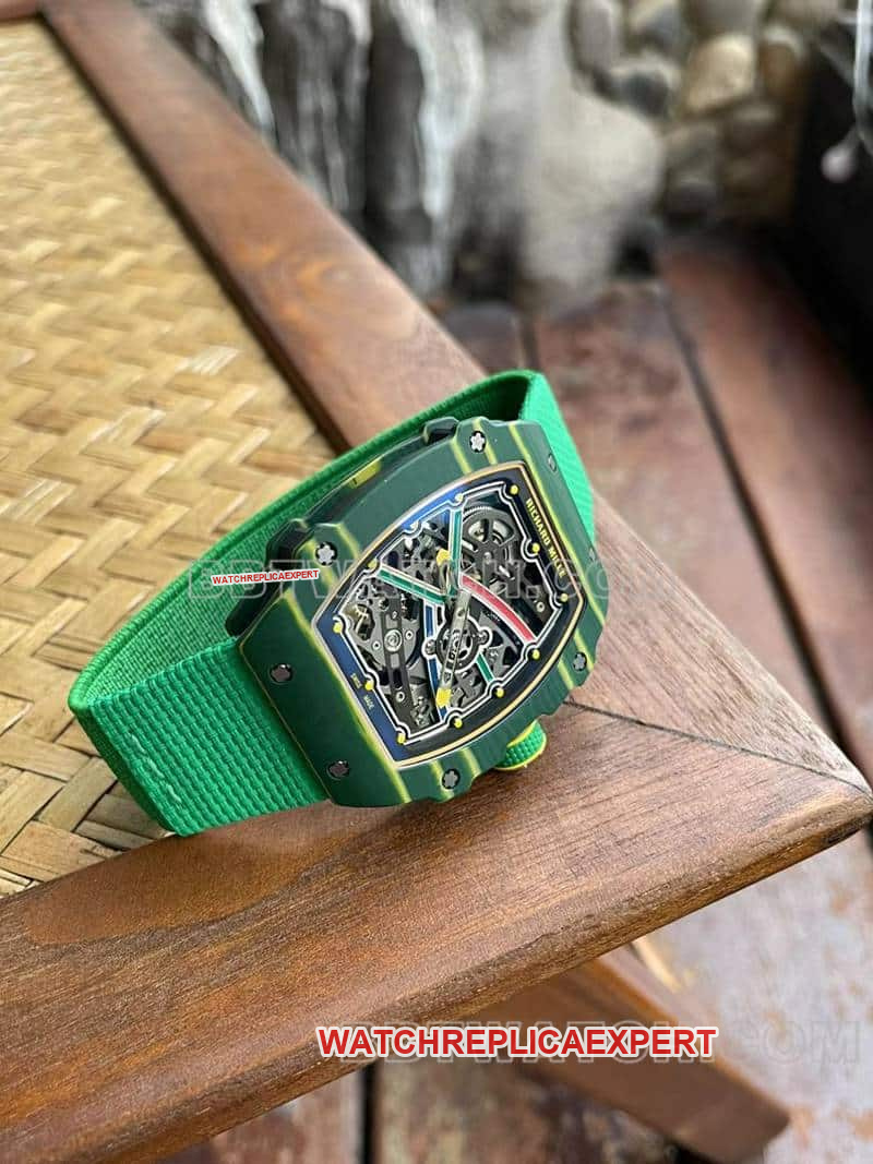 Richard Mille men's top-tier hollow plate green RM67-02side live photo