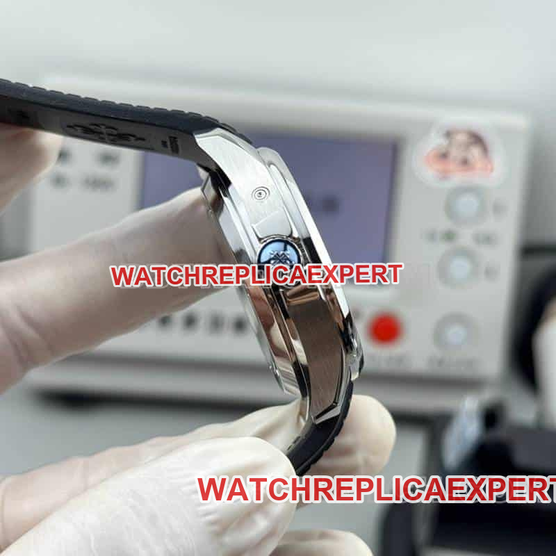 PP factory Patek PhilippeAQUANAUT1:1super cloneblack dial grenade dual time zone 5164side live photo