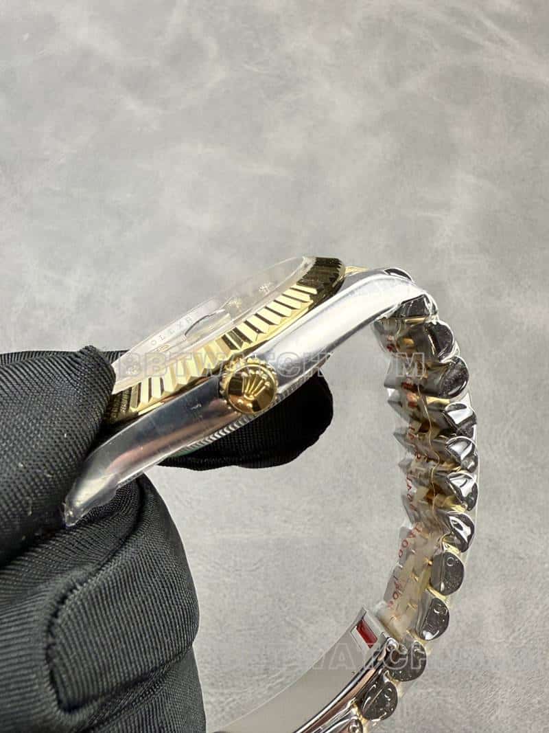 ARF FactoryRolex log top-tier 1:1super gold plate 41mm gold five-row chain link 126333side live photo