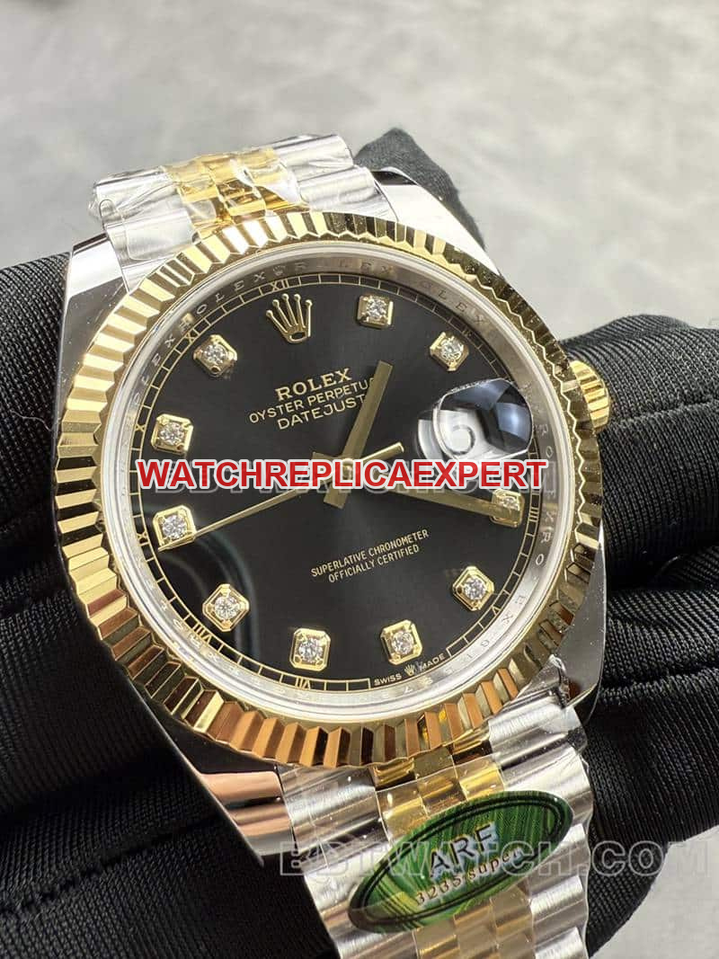 ARF FactoryRolex log top-tier replicablack dial41mm gold five-row chain link126333front live photo