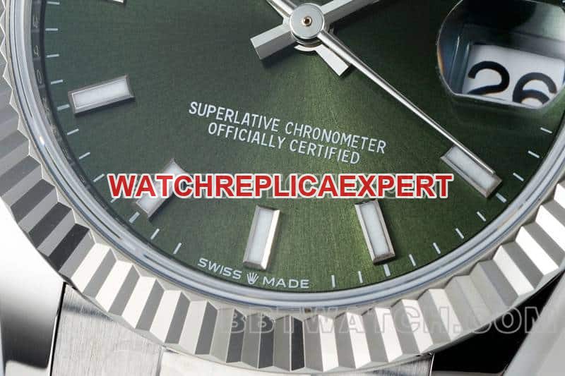 ARF FactoryRolex log super clonegreen dial stick hour markers 31mm three grid link 278274front live photo