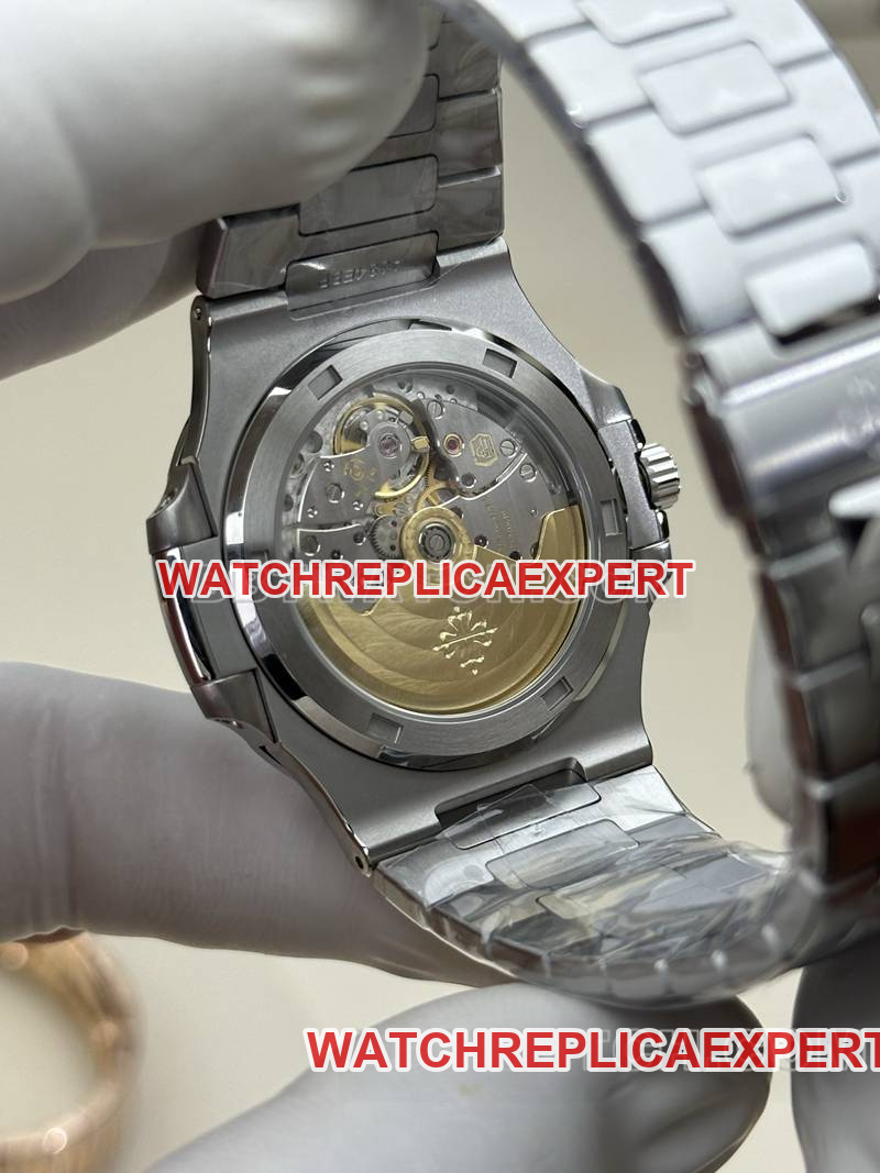 Patek Philippe collectible watch BBF factory Nautilus324movementblue dialsteel bracelet caseback live photo