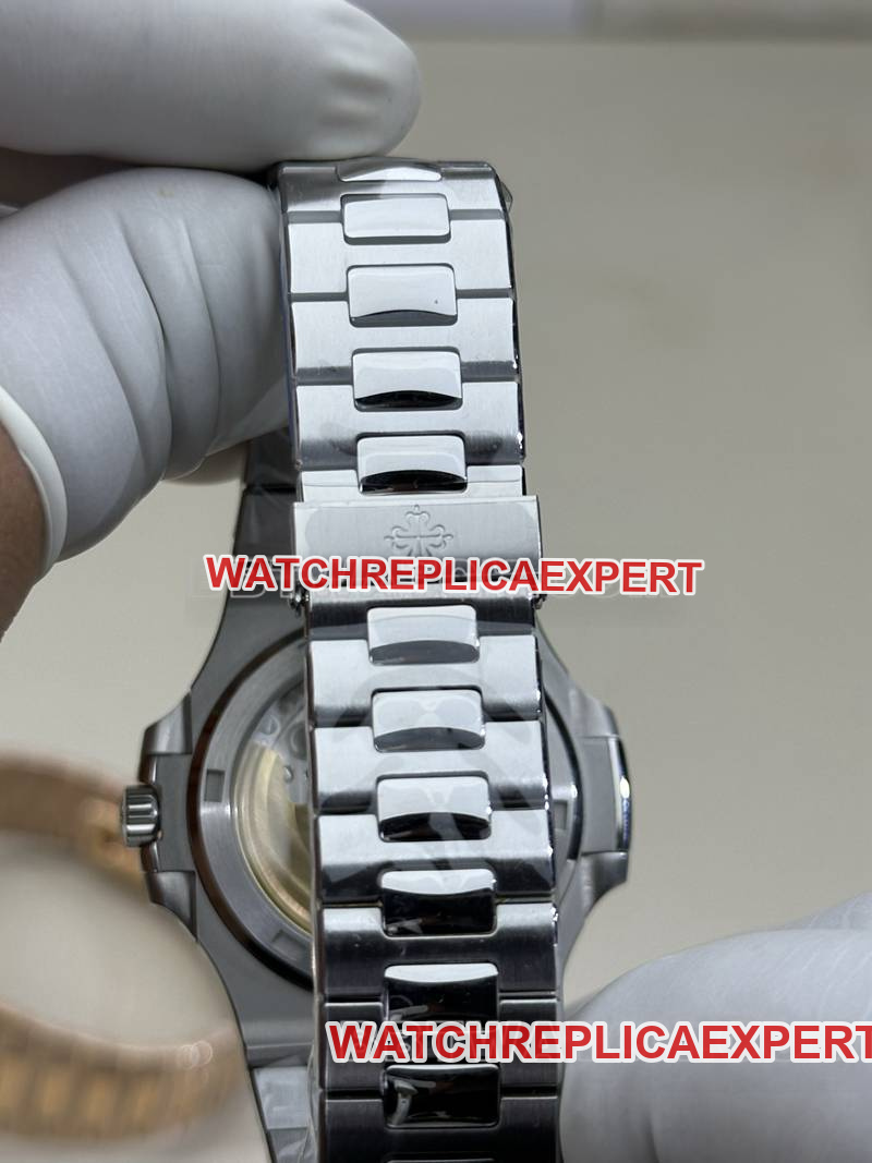 Patek Philippe collectible watch BBF factory Nautilus324movementblue dialsteel bracelet model braceletlive photos