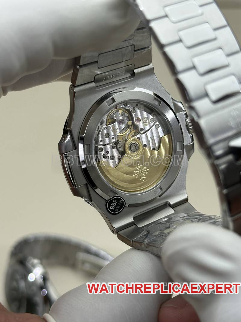 Patek Philippe1:1replica watch BBF factory Nautilus324movementblue dialsteel bracelet caseback live photo