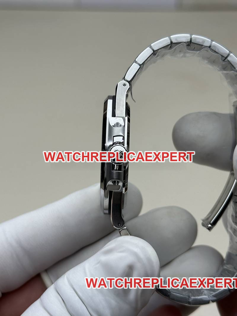 Patek Philippe watch BBF factory Nautilusgreen dial324movementsteel bracelet model side live photo