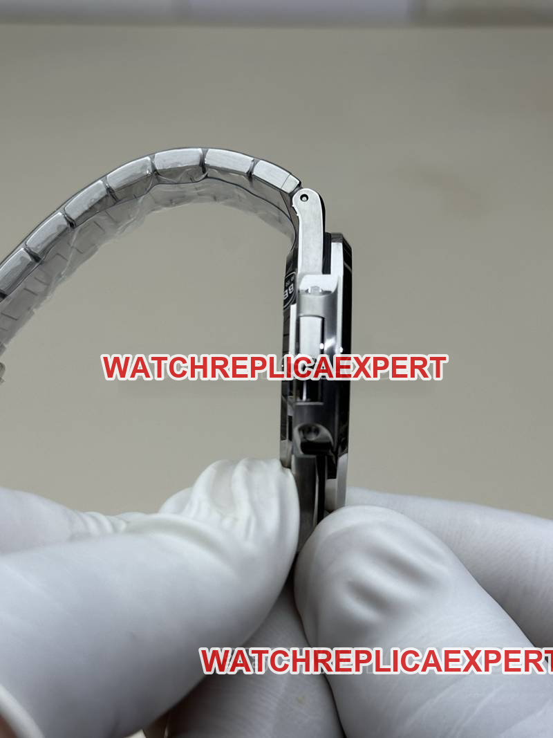 Patek Philippe watch BBF factory Nautilusgreen dial324movementsteel bracelet model side live photo