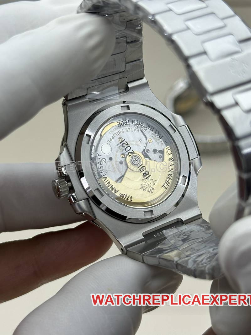 Patek Philippetop-tier watch BBF factory Nautilus Tiffany blue dial324movementsteel bracelet caseback live photo