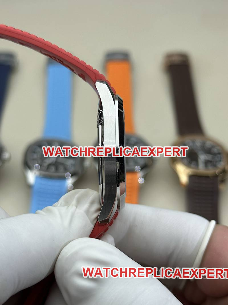 Patek Philippe1:1replica watch BBF factory grenade black dial red rubber model 5167Aside live photo