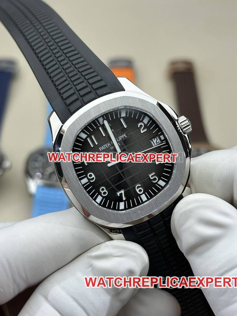 Patek Philippe watch BBF factory grenade black dial black rubber model 5167Afront live photo
