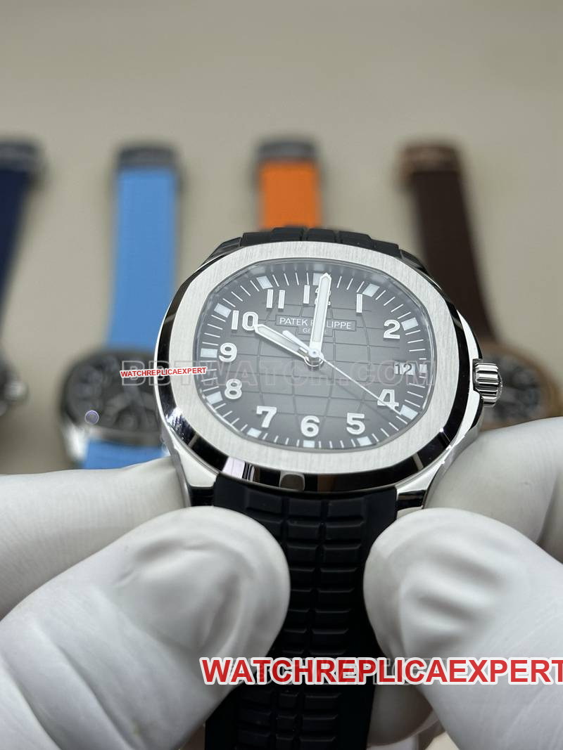Patek Philippe watch BBF factory grenade black dial black rubber model 5167Afront live photo