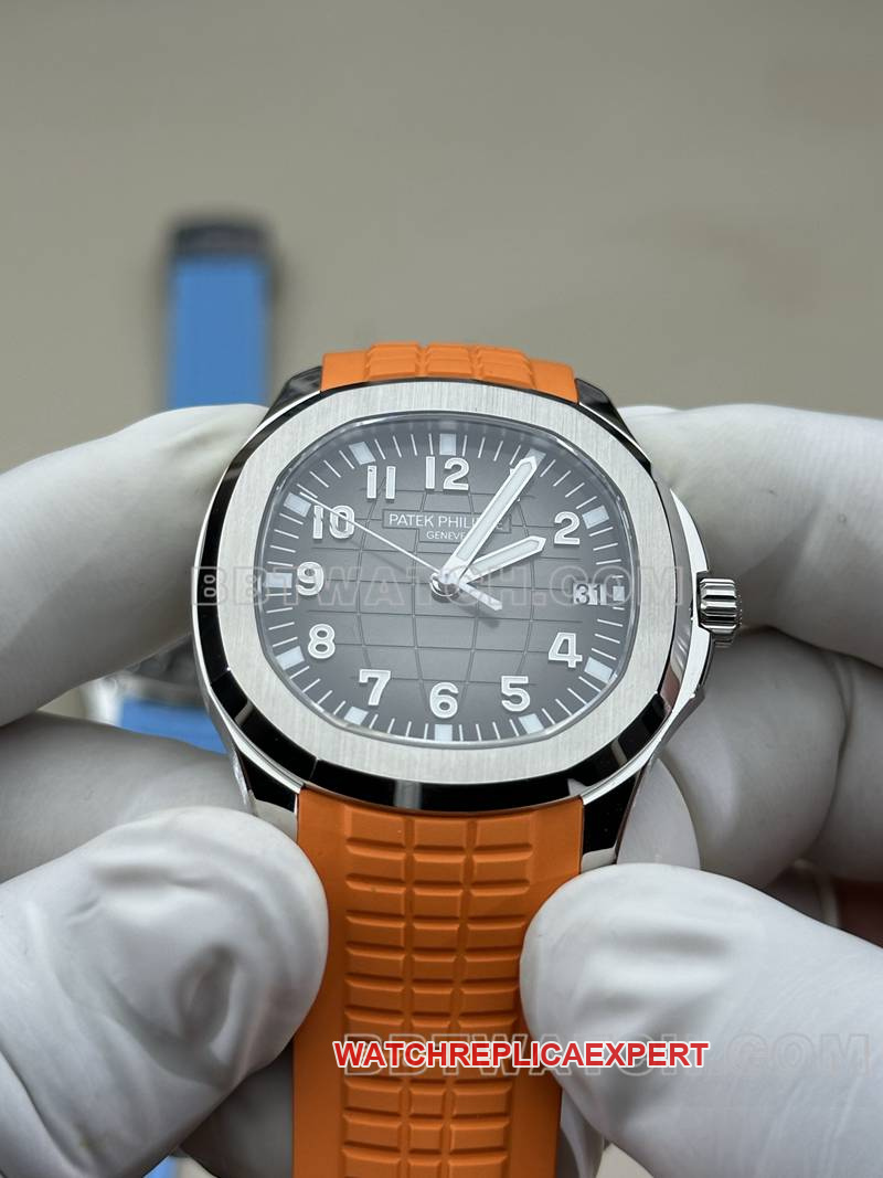 Patek Philippe1:1replica watch BBF factory grenade black dial orange rubber model 5167Afront live photo