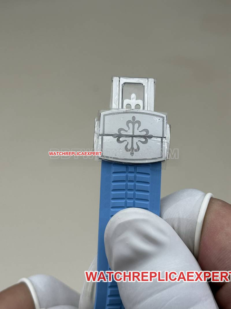 Patek Philippe watch BBF factory grenade black dial blue rubber model 5167Abraceletlive photos