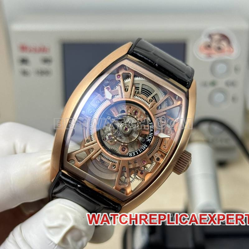 Franck Muller's collectible watch hollow tourbillonleather strap model front live photo