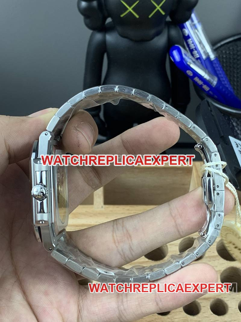 Patek Philippe watch PPF FactoryCubitusblack dial45MMsteel bracelet model 5821side live photo