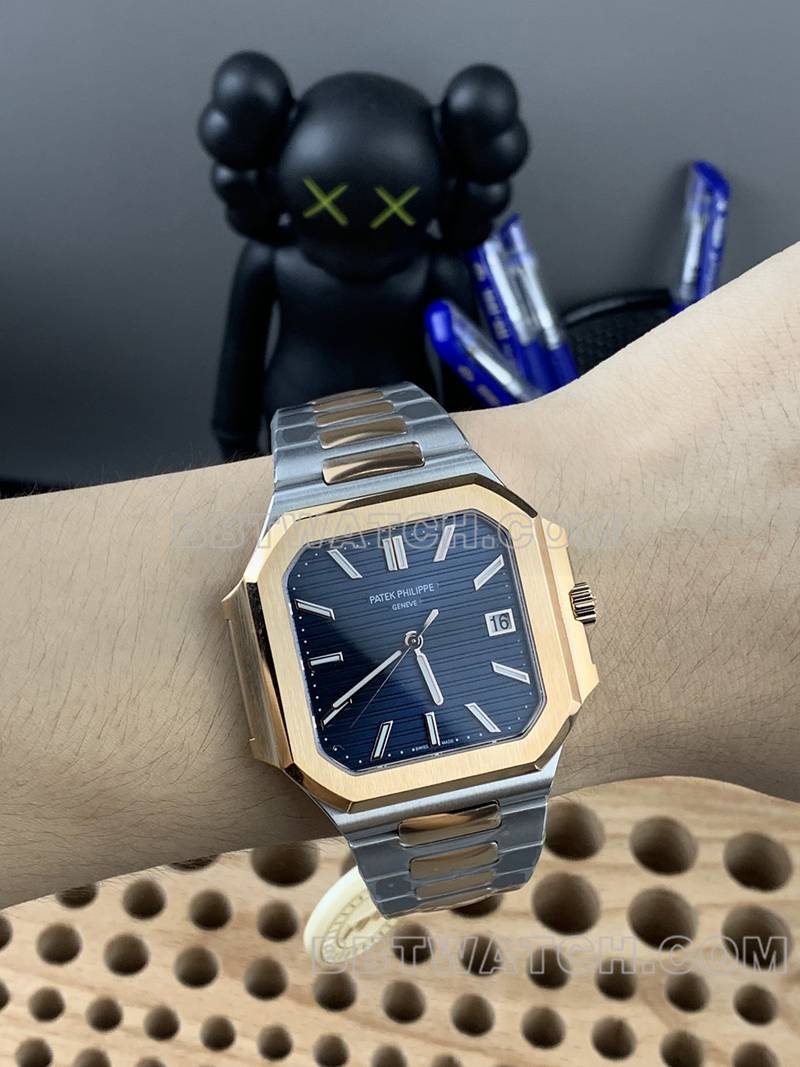 Patek Philippe collectible watch PPF FactoryCubitusblue dial45MM gold steel bracelet model 5821front live photo