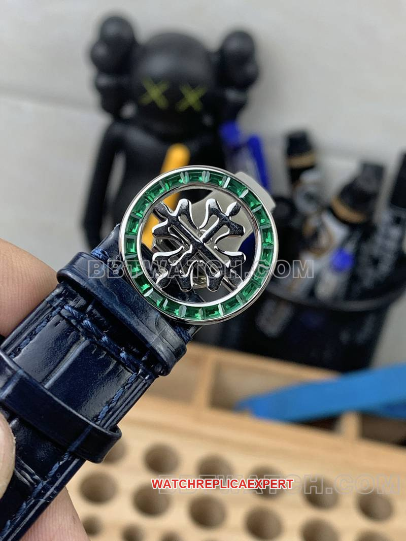 Patek Philippe1:1replica watch 3K Factory super complication timepiece blue dial green diamond bezelleather strap model clasplive photos