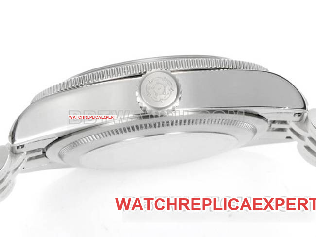 Tudor1:1replica watch 3T factory Biwan ice blue dial41mm stainless steel steel bracelet model side live photo